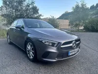 Usado Mercedes A180 116 CV (85 kW) 2018 Gris / plata Berlina