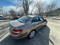 Usado Mercedes C220 Avantgarde 150 CV (110 kW) 2007 Beige Berlina