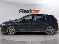 Usado Hyundai i30 N Line 120 CV (88 kW) 2024 Negro Berlina
