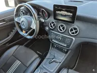 Usado Mercedes A180 122 CV (89 kW) 2018 Negro Berlina