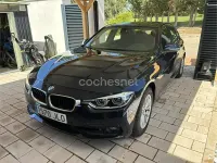 Begagnad BMW 320 Comfort Edition 184 HK (135 kW) 2016 Blå Sedan