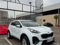 Usado Kia Sportage Plus 132 CV (97 kW) 2019 Blanco SUV