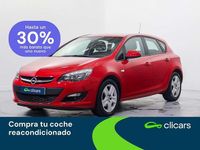 Usado Opel Astra Excellence 110 CV (80 kW) 2015 Rojo Utilitario