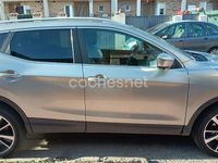 Usado Nissan Qashqai Tekna 110 CV (80 kW) 2015 Gris / plata SUV