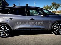 Usado Renault Grand Scénic IV Intens 130 CV (95 kW) 2017 Gris / plata Monovolumen