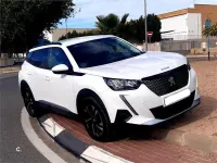 Usado Peugeot 2008 Allure 110 CV (80 kW) 2021 Blanco SUV