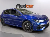 Usado VW Golf VIII R 333 CV (244 kW) 2023 Azul Berlina
