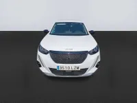 Usado Peugeot 2008 Allure 110 CV (80 kW) 2022 Blanco SUV