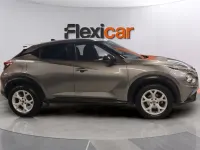 Usado Nissan Juke N-Connecta 114 CV (83 kW) 2022 Gris SUV