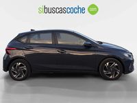 Usado Hyundai i20 100 CV (73 kW) 2022 Gris/plata Utilitario