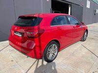 Usado Mercedes A180 109 CV (80 kW) 2017 Rojo Utilitario