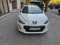 Usado Peugeot 308 CC Active 122 CV (89 kW) 2012 Blanco Descapotable