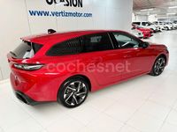 Usado Peugeot 308 SW Allure 130 CV (95 kW) 2022 Granate Familiar
