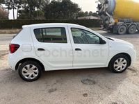 Usado Dacia Sandero Ambiance 73 CV (53 kW) 2018 Blanco Berlina