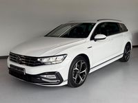 Usado VW Passat R-line 150 CV (110 kW) 2021 Blanco Familiar