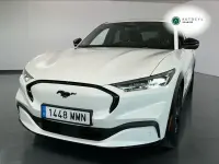 Usado Ford Mustang Mach-E Premium 215 kW (293 CV) 2024 Blanco SUV