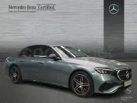 Usado Mercedes E220 197 CV (144 kW) 2025 Gris / plata Berlina