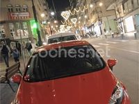Usado Ford Fiesta Trend 60 CV (44 kW) 2013 Rojo Utilitario