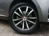 Usado Jaguar F-Pace S 204 CV (150 kW) 2023 Gris SUV