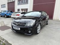 Usado Opel Astra GTC OPC 240 CV (176 kW) 2006 Negro Berlina
