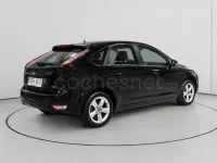 Usado Ford Focus Trend 116 CV (85 kW) 2009 Negro Berlina