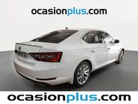 Usado Skoda Superb Style 150 CV (110 kW) 2016 Blanco Berlina