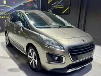 Usado Peugeot 3008 Access 120 CV (88 kW) 2015 Beige Familiar