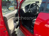 Usado Seat Ibiza I-Tech 75 CV (55 kW) 2014 Rojo Berlina