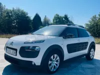 Usado Citroën C4 Live 100 CV (73 kW) 2016 Blanco Berlina