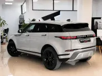 Usado Land Rover Range Rover evoque 163 CV (119 kW) 2023 Gris / plata SUV