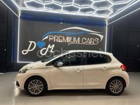 Usado Peugeot 208 Active 82 CV (60 kW) 2018 Blanco Utilitario