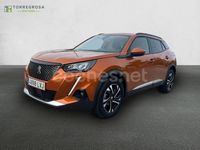Usado Peugeot 2008 Allure 110 CV (80 kW) 2021 Naranja SUV