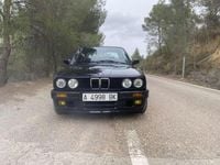 Usado BMW 316 Sport Line 102 CV (75 kW) 1991 Negro Berlina