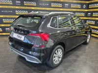 Usado Skoda Kamiq Ambition 116 CV (85 kW) 2020 Negro SUV