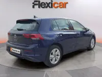 Usado VW Golf VIII 110 CV (80 kW) 2021 Azul Berlina