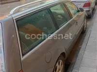 Usado VW Passat Advance 130 CV (95 kW) 2003 Gris / plata Familiar