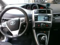 Usado Toyota Verso Advance 132 CV (97 kW) 2015 Gris Monovolumen