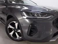 Usado Ford Focus Active 125 CV (91 kW) 2025 Gris SUV