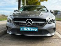 Usado Mercedes CLA200 136 CV (100 kW) 2018 Gris / plata Berlina
