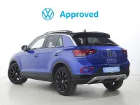 Usado VW T-Roc 110 CV (80 kW) 2024 Azul SUV