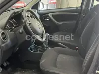 Usado Dacia Duster Lauréate 125 CV (91 kW) 2016 Gris / plata SUV