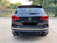 Usado VW Touareg R-line 262 CV (192 kW) 2016 Negro SUV
