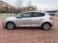 Usado Renault Mégane Dynamique 110 CV (80 kW) 2013 Gris / plata Berlina