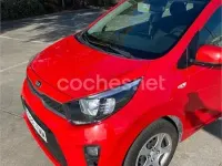 Usado Kia Picanto 67 CV (49 kW) 2018 Rojo Utilitario