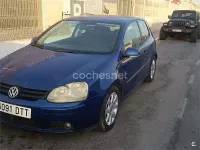 Usado VW Golf IV Trendline 105 CV (77 kW) 2005 Azul Berlina