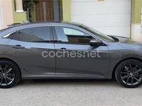 Usado Honda Civic Elegance 126 CV (92 kW) 2021 Gris / plata Berlina