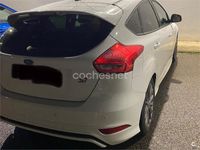 Usado Ford Focus ST-Line 125 CV (91 kW) 2018 Blanco Berlina