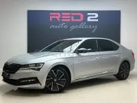 Usado Skoda Superb SportLine 200 CV (147 kW) 2023 Gris / plata Berlina