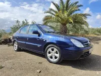 Usado Citroën Xsara Exclusive 90 CV (66 kW) 2001 Azul Berlina