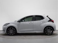 Usado Toyota Yaris Hybrid Sport 116 CV (85 kW) 2023 Gris / plata Berlina